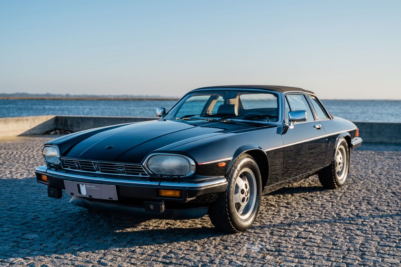 1988 Jaguar XJ-SC V12 295HP